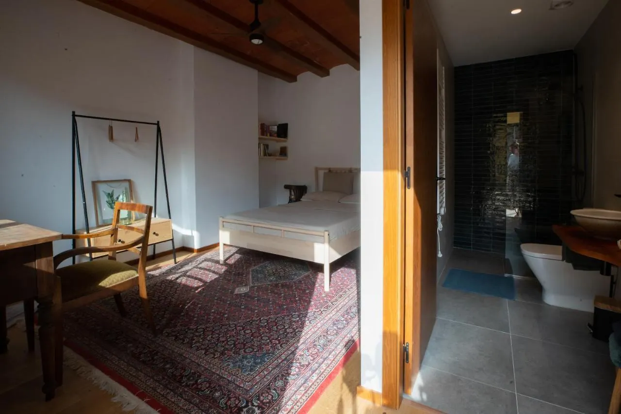 Can Raset Rustic Bed & Breakfast Cassa De La Selva